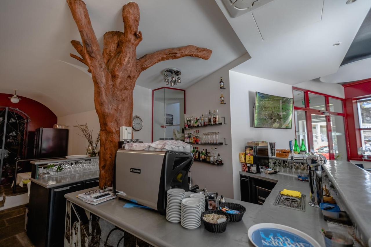Albergo Porta Verzasca Gordola Extérieur photo